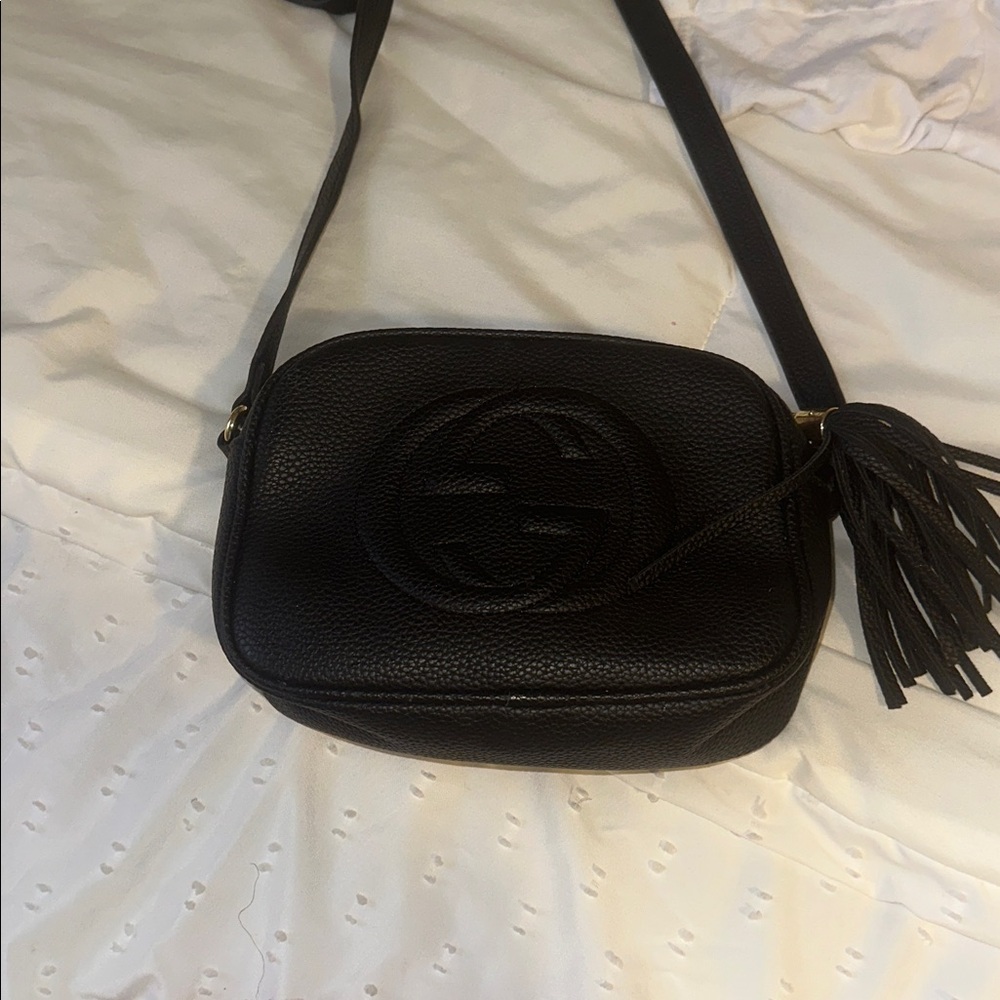 Black gucci soho cross body bag